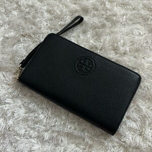 Tory Burch Wallet/Wristlet